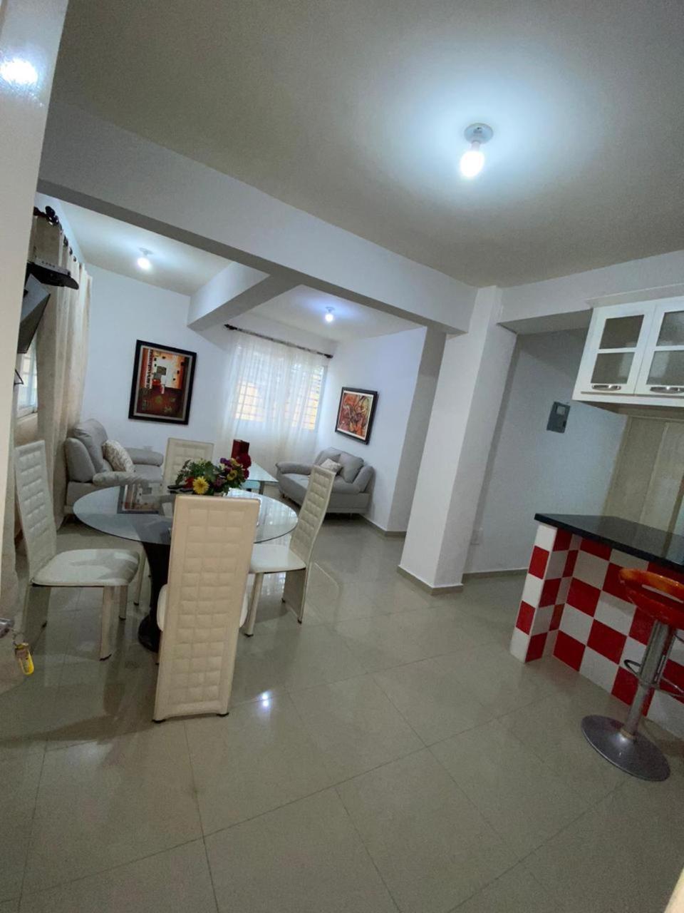 D' Franchesis Hostal خوان دوليو المظهر الخارجي الصورة