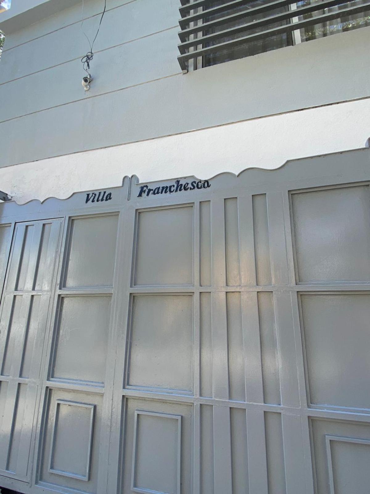 D' Franchesis Hostal خوان دوليو المظهر الخارجي الصورة