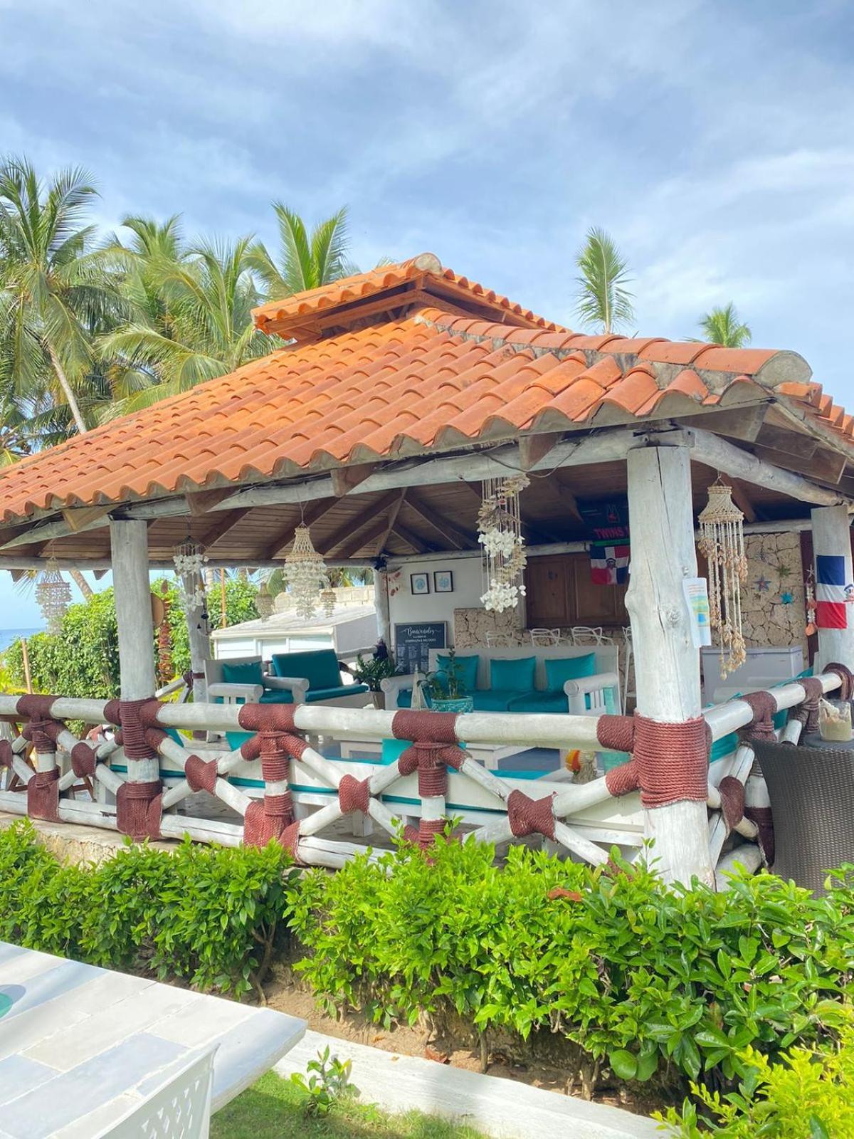 D' Franchesis Hostal خوان دوليو المظهر الخارجي الصورة